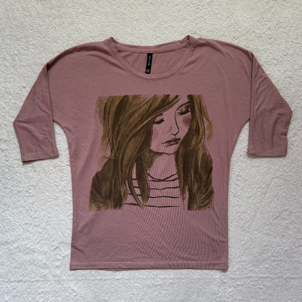 BNY JNS 'Blonde Lady' Graphic Tee